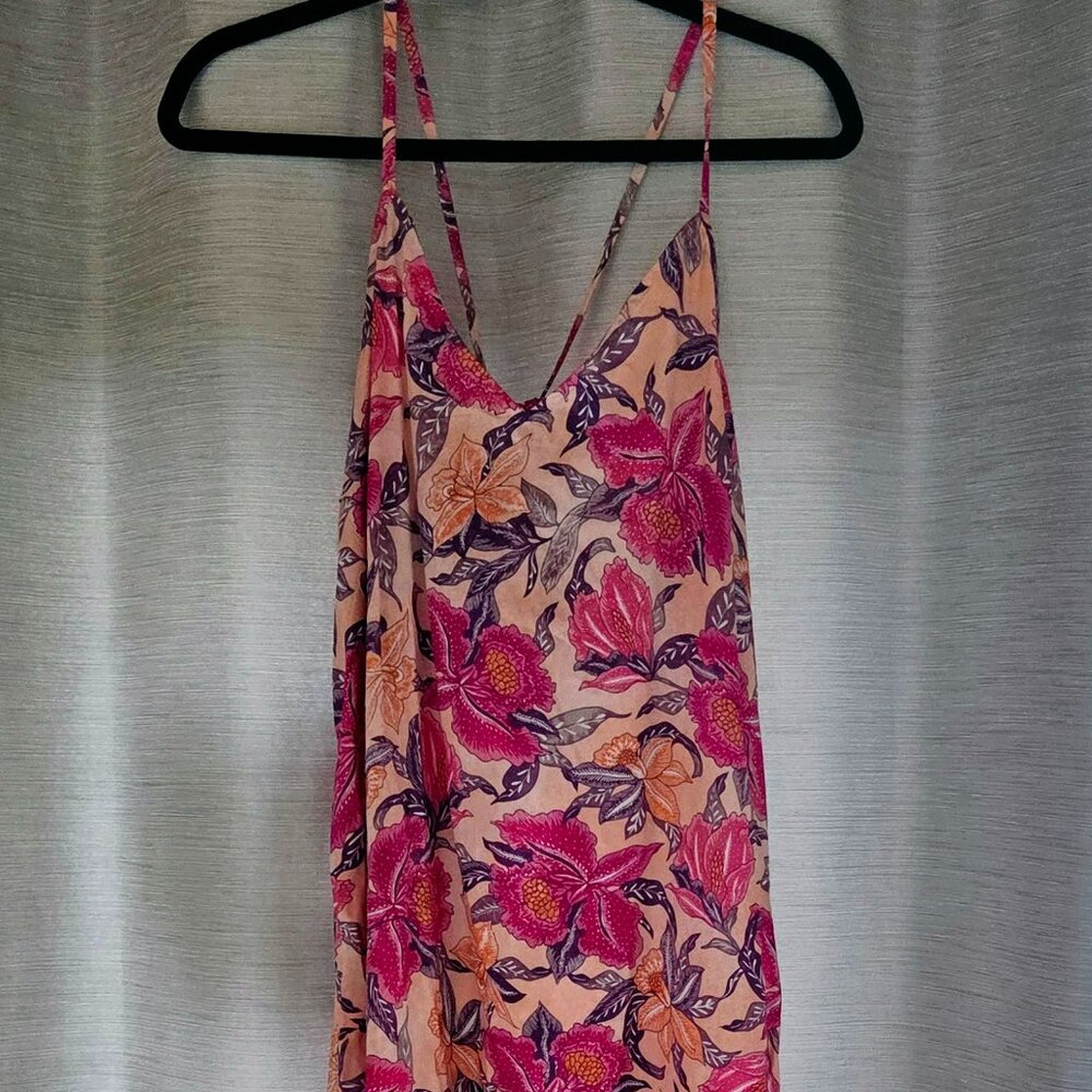 NWT Old Navy Floral Maxi Dress Size Medium — Strappy Back
